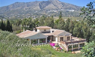 Koopje! Opportuniteit! Uitzonderlijk landgoed – luxe villa te koop, aan halve prijs, Mijas, Costa del Sol 0