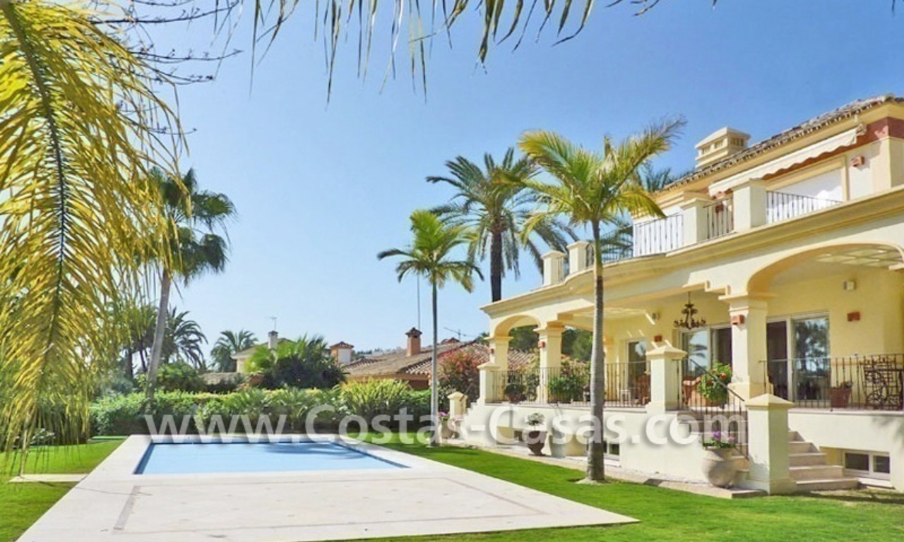 Luxe villa te koop eerstelijngolf in Nueva Andalucia te Marbella 2