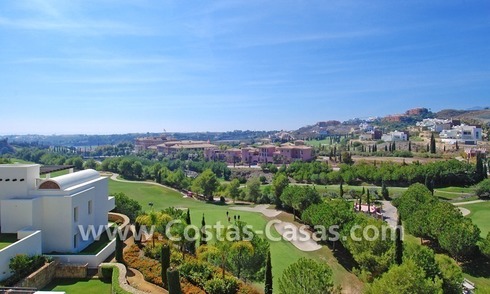 Modern luxe penthouse direct aan de golf in een 5*golfresort, Benahavis – Marbella – Estepona 