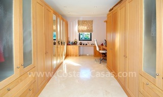 Moderne luxe villa te koop in Nueva Andalucia te Marbella 24