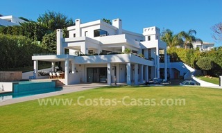 Moderne luxe villa te koop in Nueva Andalucia te Marbella 6
