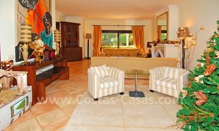 Luxe villa te koop aan de Golden Mile in Marbella 13