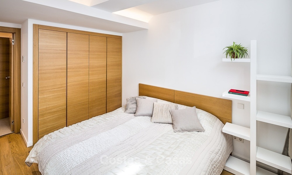 Moderne eerstelijns strand villa te koop in Marbella met schitterend zeezicht 1184