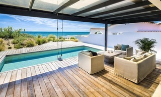 Moderne eerstelijn strand villa te koop in Marbella met schitterend zeezicht 1195 