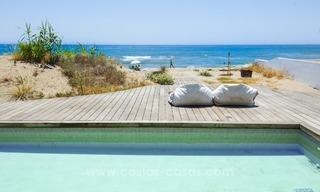 Moderne eerstelijns strand villa te koop in Marbella met schitterend zeezicht 1224 