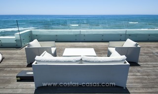 Moderne eerstelijns strand villa te koop in Marbella met schitterend zeezicht 1216 