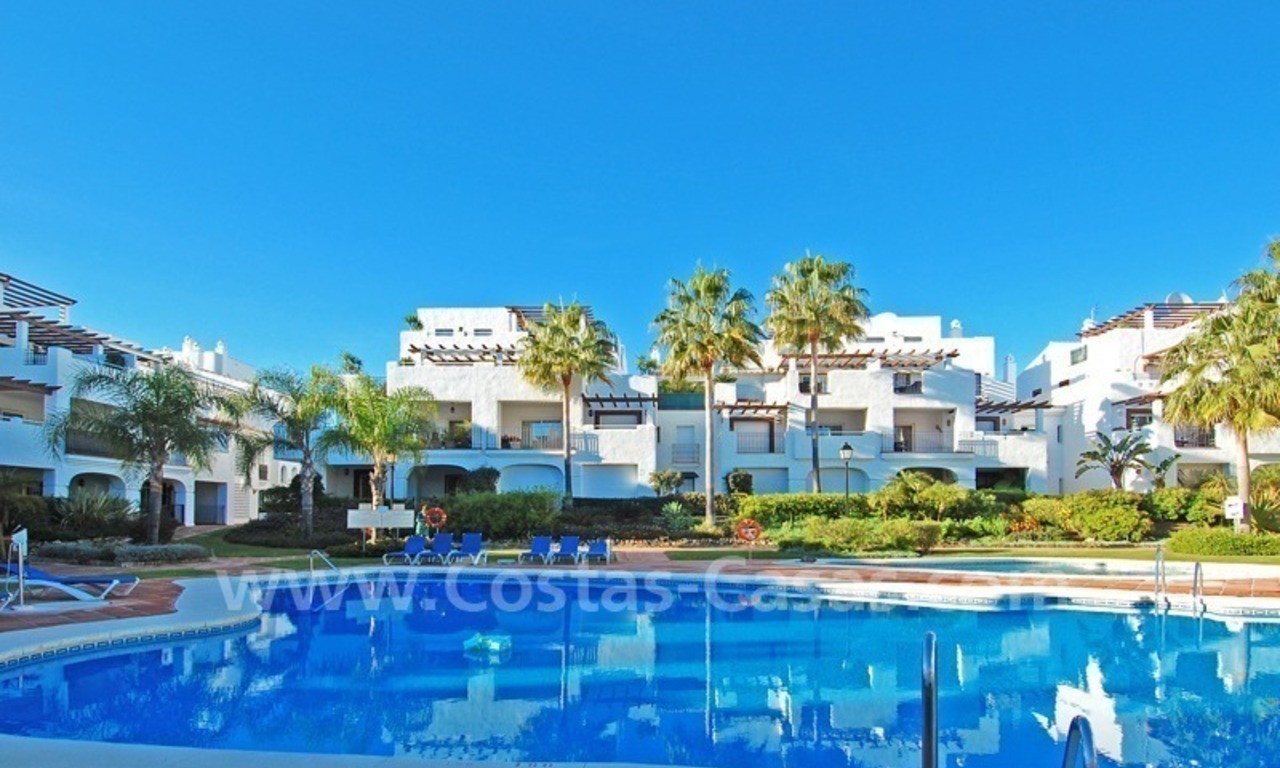 Beachside penthouse appartement te koop in Marbella 14