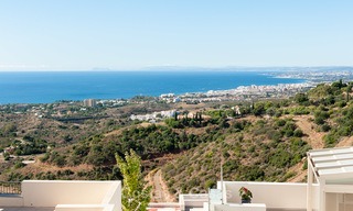Opportuniteit! Een modern appartement te koop in Marbella met prachtig zeezicht, instapklaar 14570 