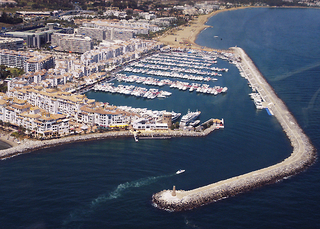 Marbella te Koop: commercieel pand, winkel, boetiek in Puerto Banus