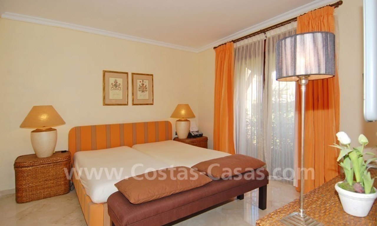 Eerstelijn strand luxe appartement te koop op de New Golden Mile tussen Puerto Banus - Marbella en Estepona centrum 15
