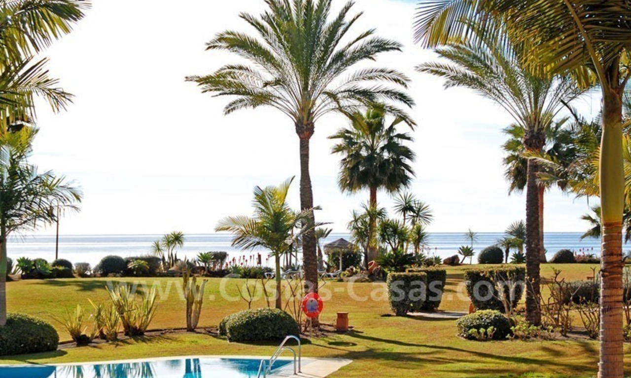 Eerstelijn strand luxe appartement te koop op de New Golden Mile tussen Puerto Banus - Marbella en Estepona centrum 6