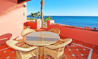 Luxe eerstelijn strand hoek penthouse appartement te koop, New Golden Mile, Marbella - Estepona 9