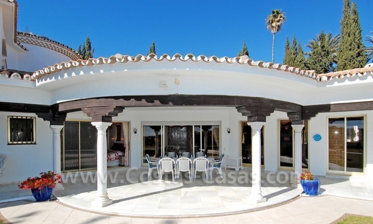 Eerstelijn golf villa te koop in Estepona – Marbella 3