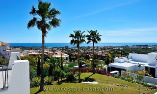 Modern-Andalusiche villa te koop op Golfresort tussen Marbella en Estepona, New Golden Mile, Costa del Sol 8