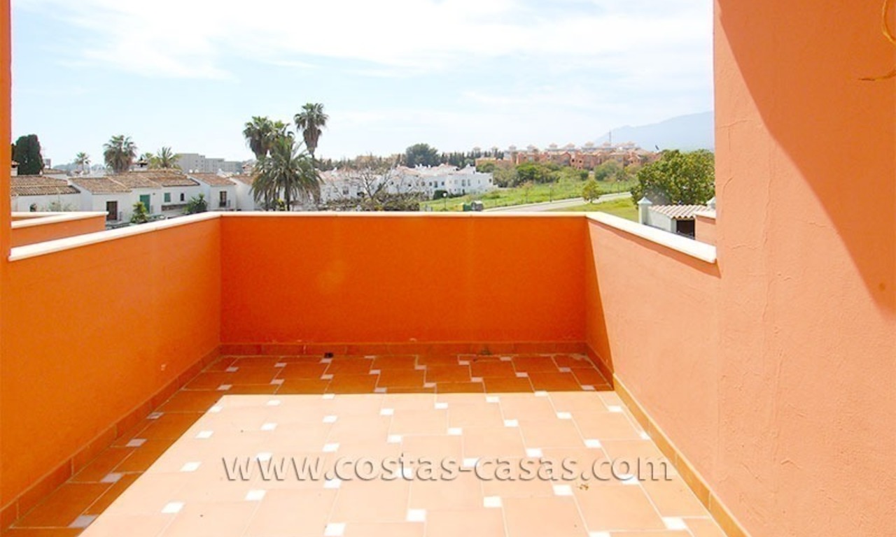 Sterk afgeprijsde nieuwbouw villa te koop op de New Golden Mile tussen Marbella en Estepona 8