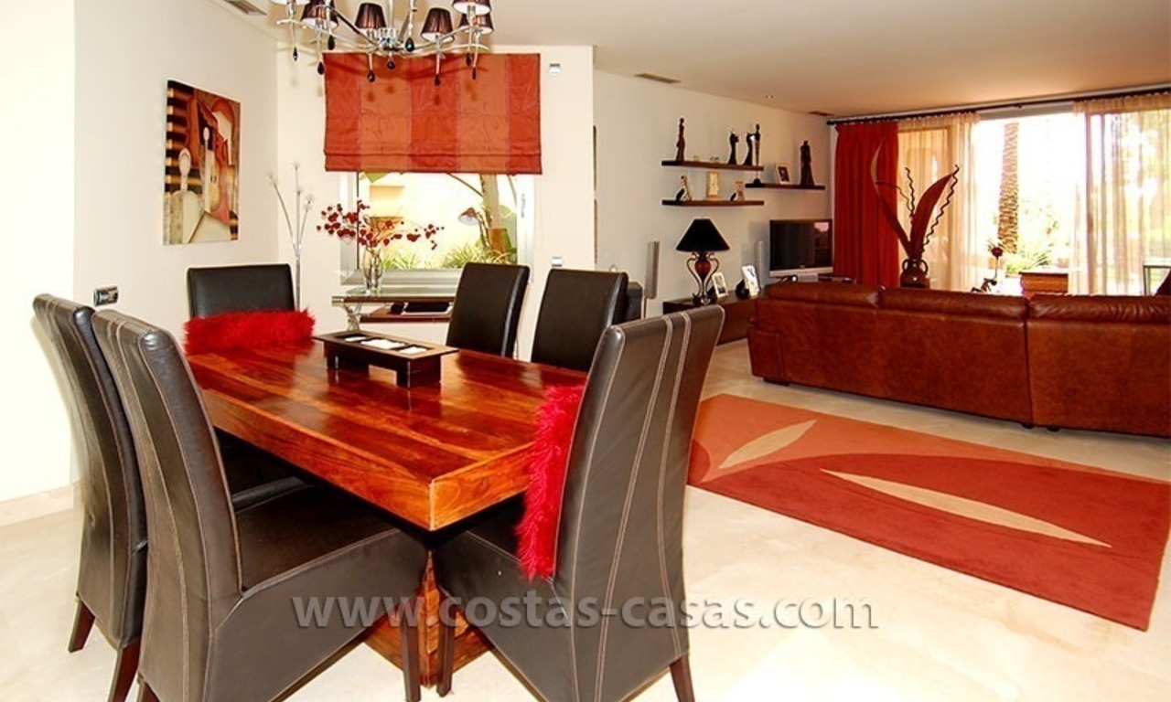 Exclusief, luxe appartement te koop op de Golden Mile in Marbella 8