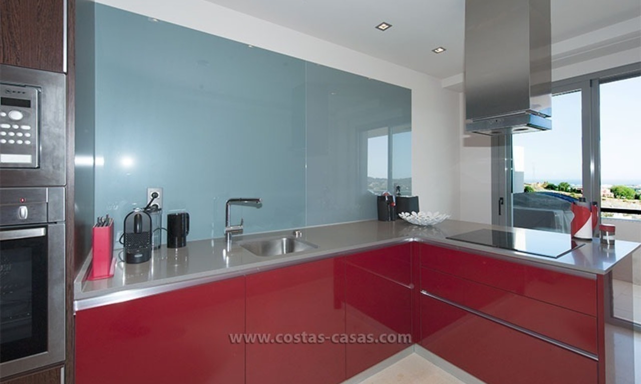 Nieuw luxe penthouse vakantie appartement te huur in moderne stijl in Marbella – Benahavis, Costa del Sol 15