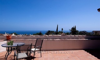 Luxe moderne villa in Andalusische stijl te koop in Sierra Blanca, Marbella 18