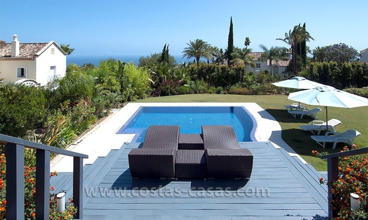 Luxe moderne villa in Andalusische stijl te koop in Sierra Blanca, Marbella 15