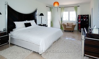 Luxe moderne villa in Andalusische stijl te koop in Sierra Blanca, Marbella 35