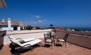 Luxe moderne villa in Andalusische stijl te koop in Sierra Blanca, Marbella 16