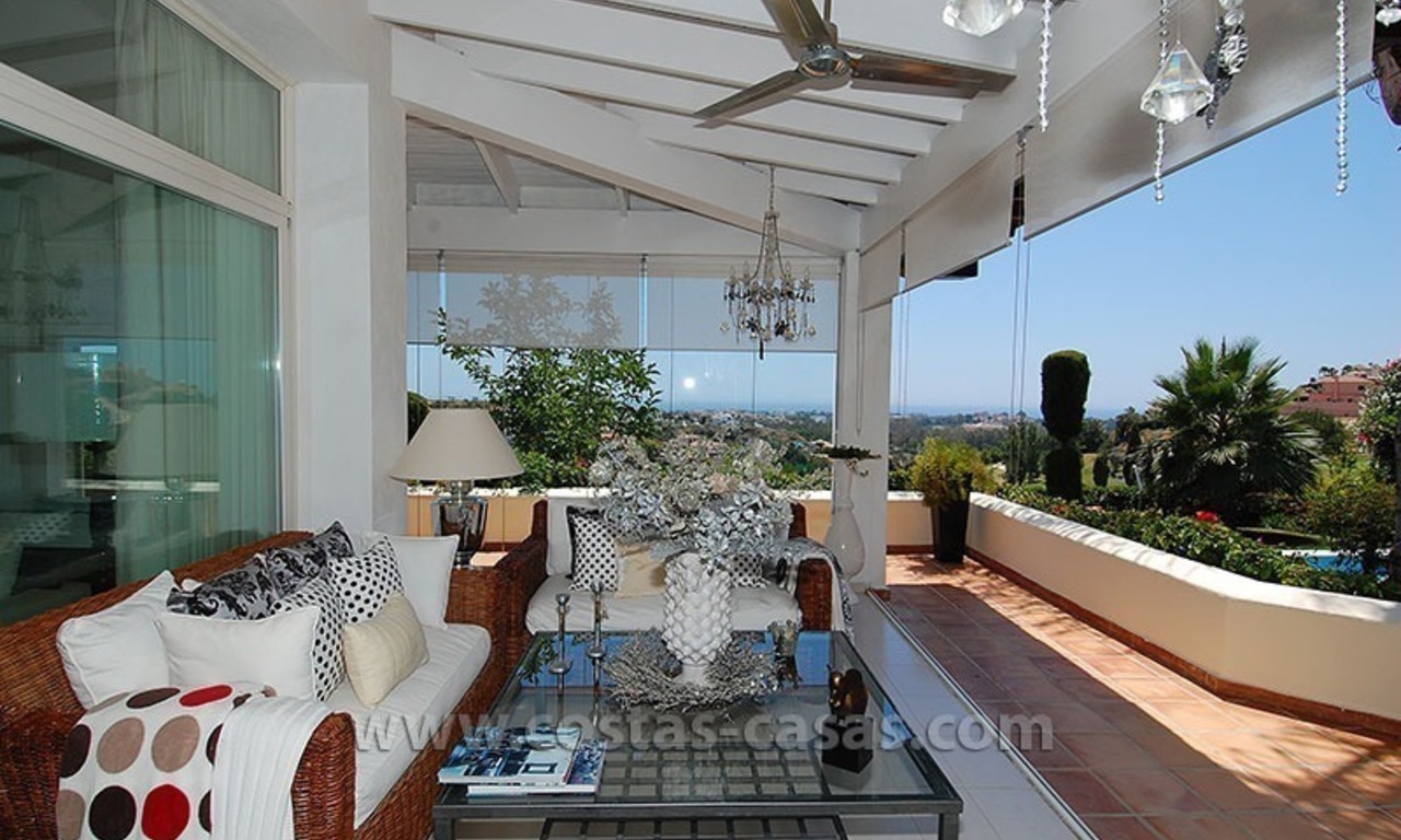 Te koop: Villa gelegen direct aan golfbaan in Marbella – Benahavís 6