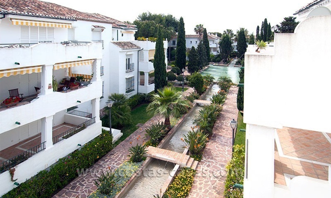 Appartement dichtbij het strand te koop in het westelijke deel van Marbella 0