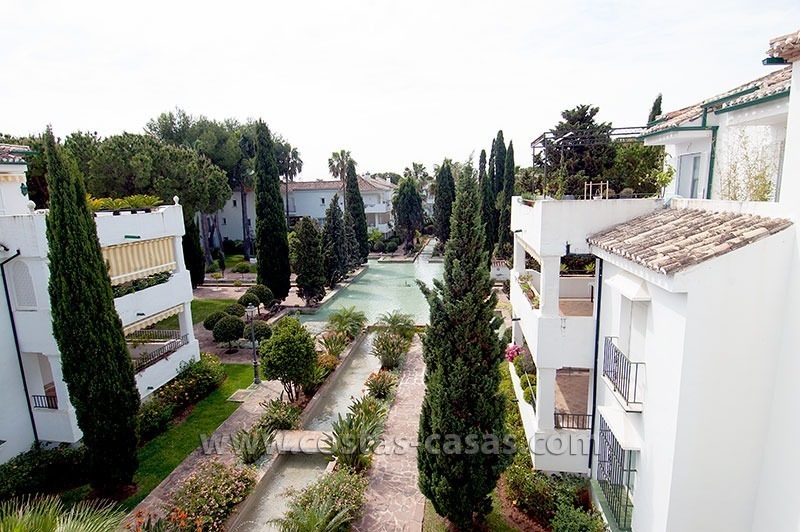 Appartement op wooncomplex aan het strand te koop in het westelijke deel van Marbella