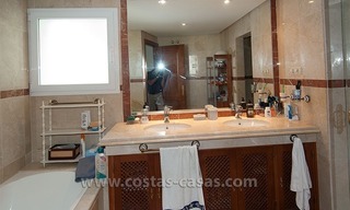 Luxe appartement te koop aan het strand op de New Golden Mile tussen Marbella en Estepona 11