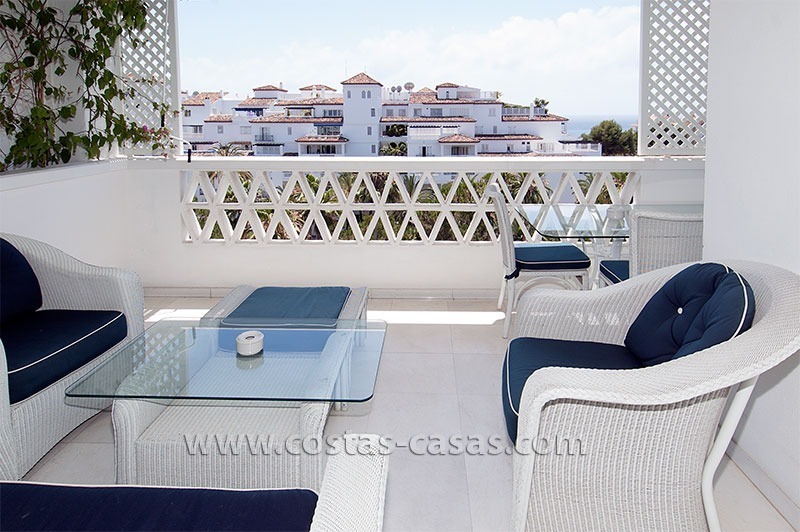 Strandappartement te koop in Puerto Banús, Marbella