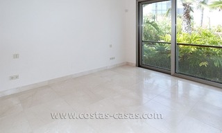 Moderne villa in Andalusische stijl te koop, golfresort, New Golden Mile, tussen Marbella, Benahavís - Estepona 19