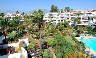 Aan strand gelegen penthouse te koop te Puerto Banus in Marbella 22
