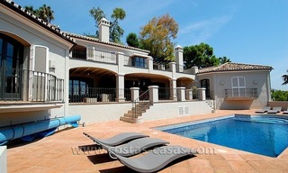 Luxe rustieke villa te koop in Marbella – Benahavís 4