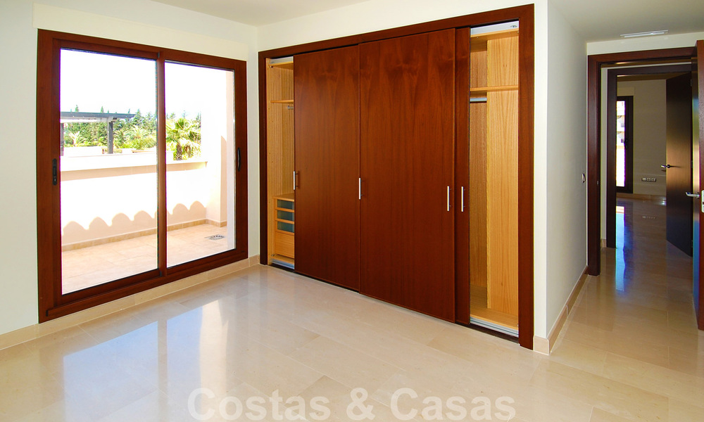 Luxe appartementen te koop in Nueva Andalucia - Marbella, op loopafstand van voorzieningen en Puerto Banus 30614
