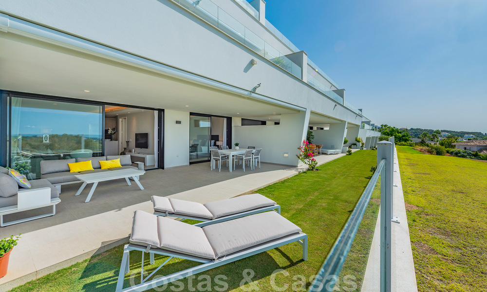 Instapklare moderne appartementen te koop in Nueva Andalucia te Marbella 26945