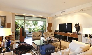 Te koop in Marbella: Exclusief luxe appartement op de Golden Mile 7