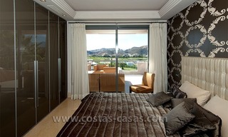 Modern, luxe golf appartement te koop tussen Marbella en Benahavis 9