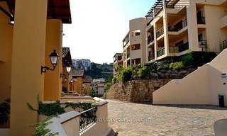 Te koop tussen Marbella en Benahavís: appartementen golf 28