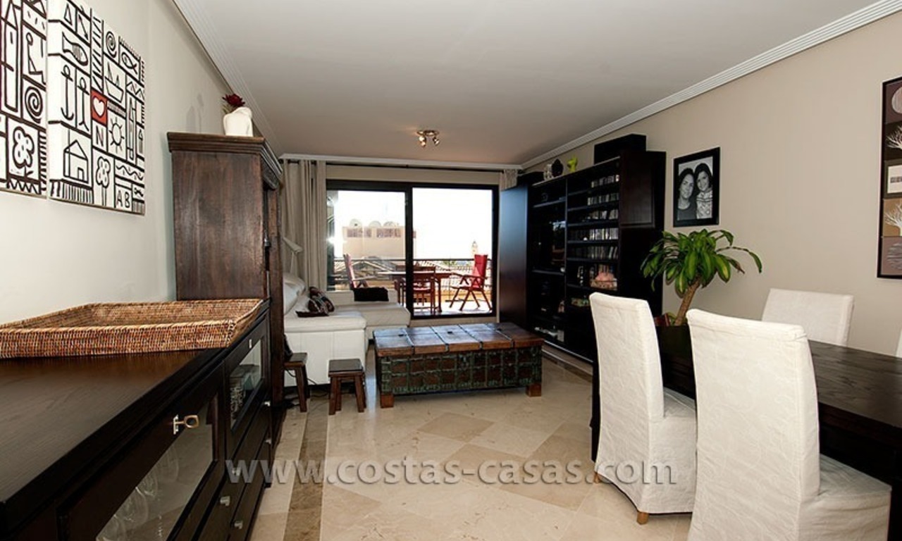 Te koop in Marbella - Benahavís: dubbel appartement aan de golf 9