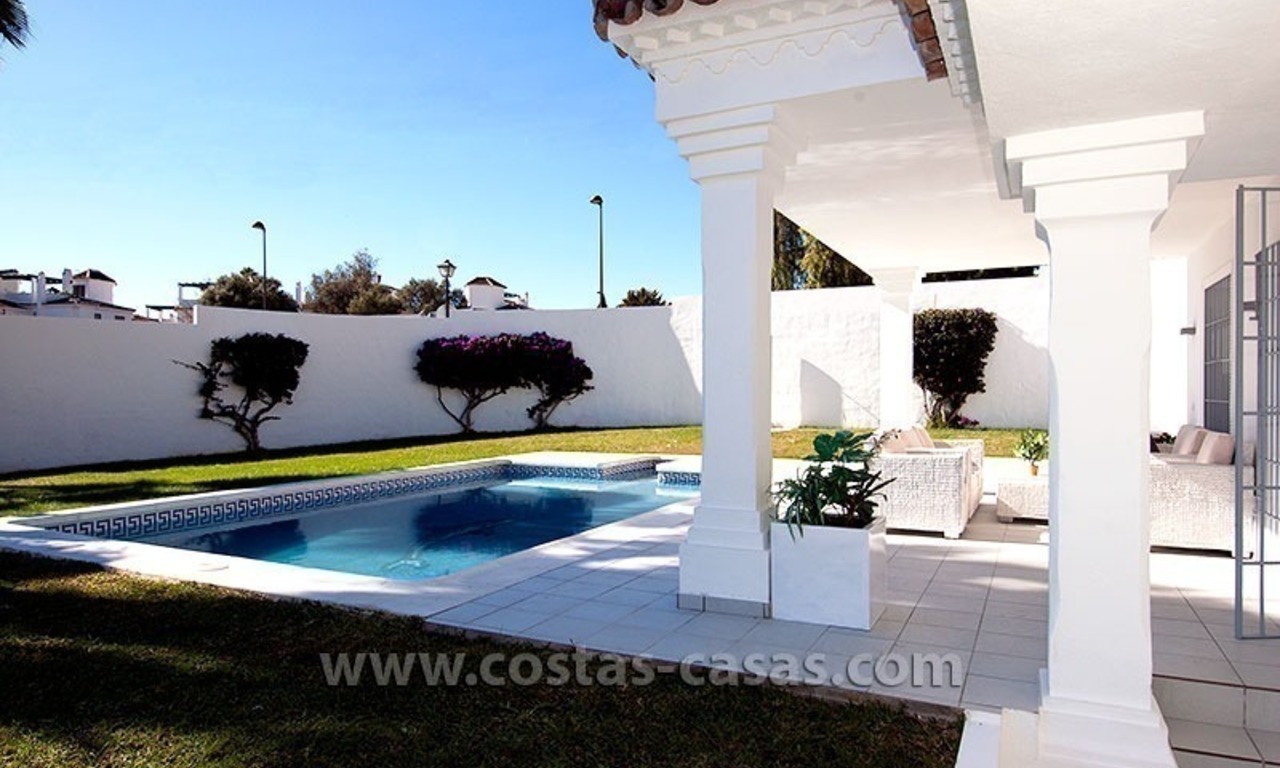 Te koop: Ruime, volledig toegeruste en gerenoveerde villa in Marbella stad 2
