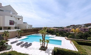 Te koop: Luxe, modern eerstelijns golfappartement te koop op een 5-sterren golfresort in de driehoek Marbella – Benahavís – Estepona 4