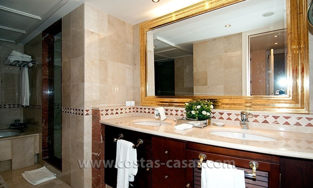 Te koop in het Kempinski Hotel Estepona: luxe appartement in de privévleugel van het vijf-sterren Hotel, New Golden Mile 20