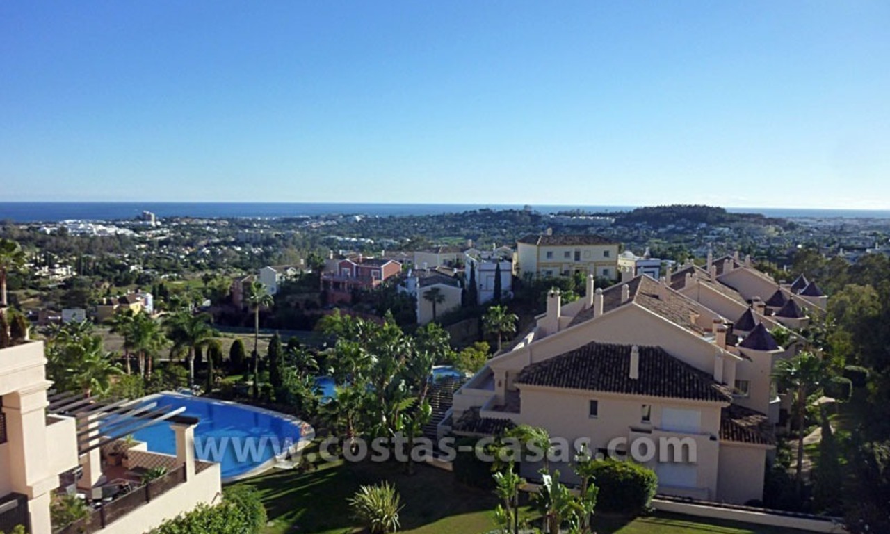 Groot luxe duplex penthouse te koop in Nueva Andalucía – Marbella 11
