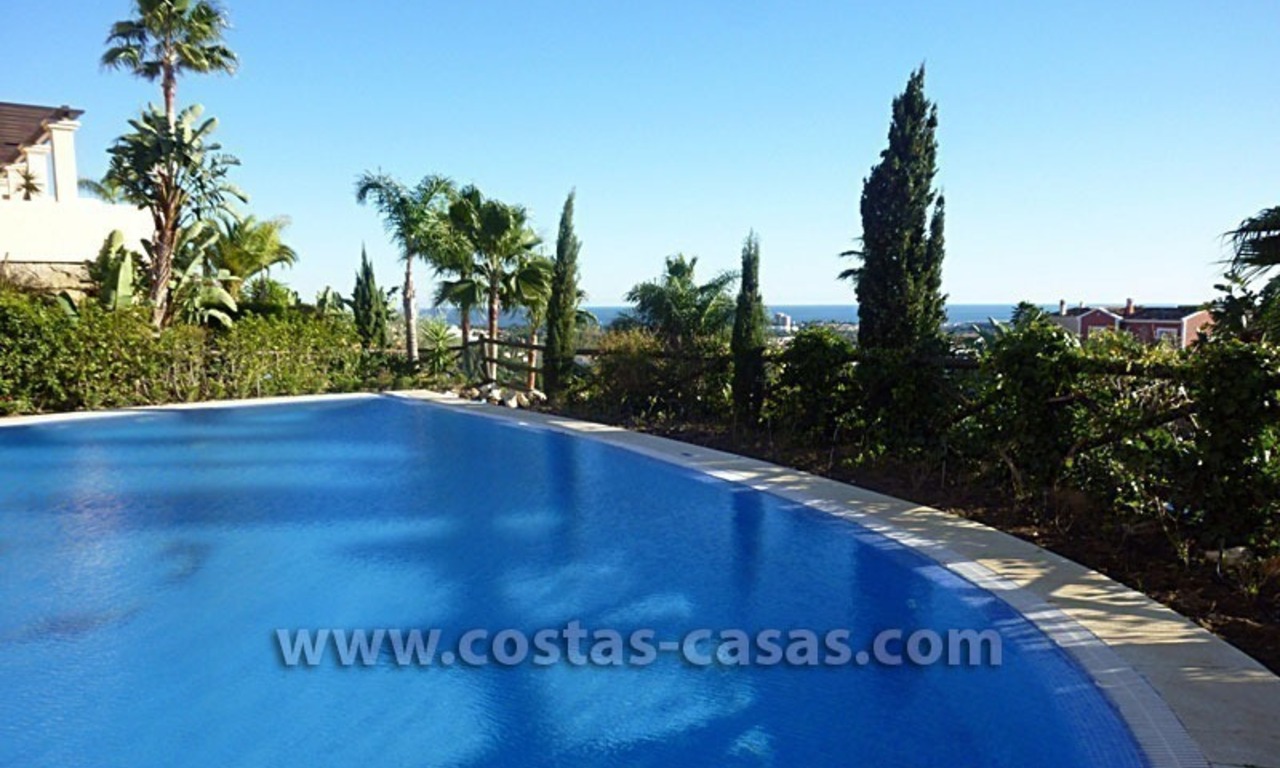Groot luxe duplex penthouse te koop in Nueva Andalucía – Marbella 18