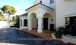 Te koop: Grote modern luxueuze villa nabij het strand in Marbella 7