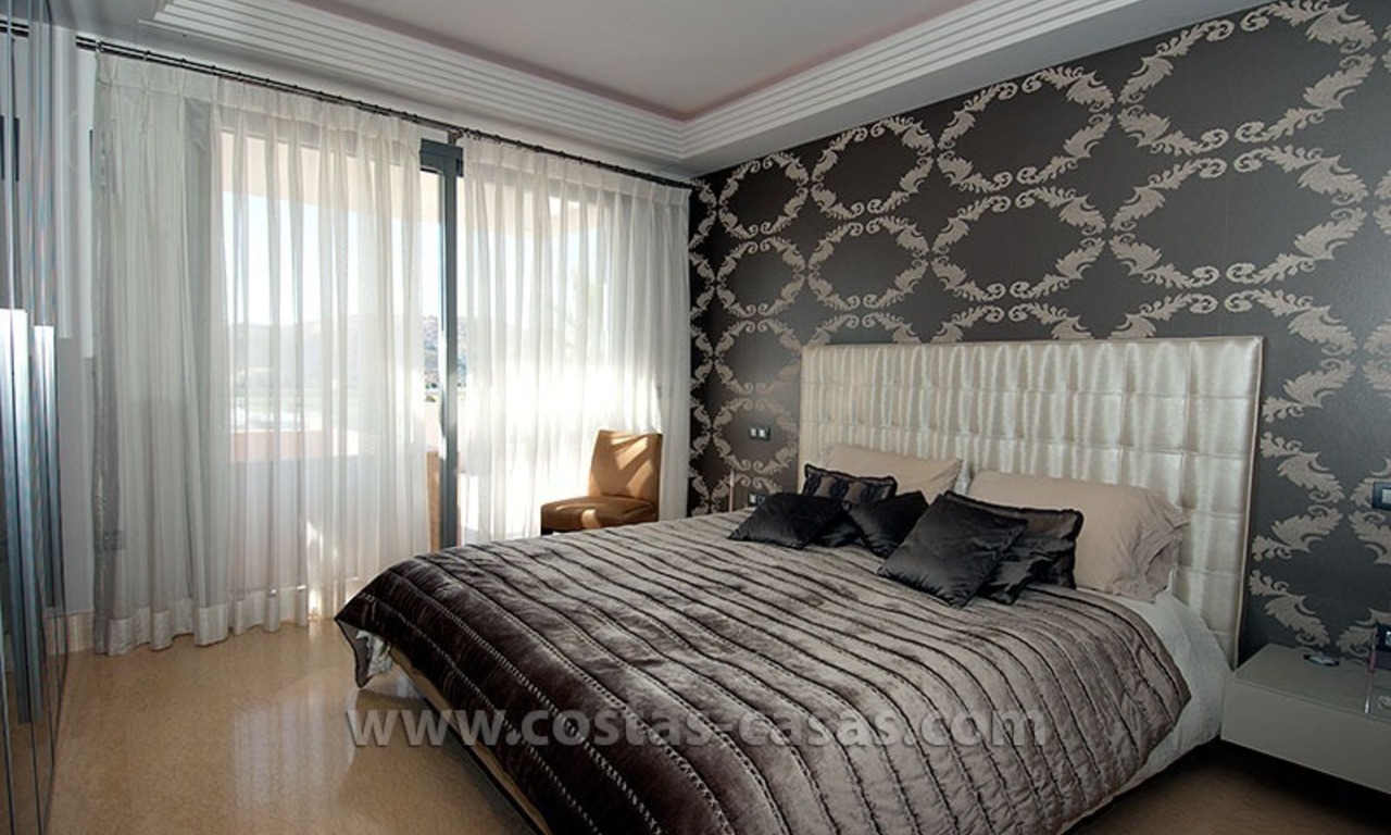 Te huur modern, luxe golf vakantie appartement, Marbella – Benahavis, Costa del Sol 12