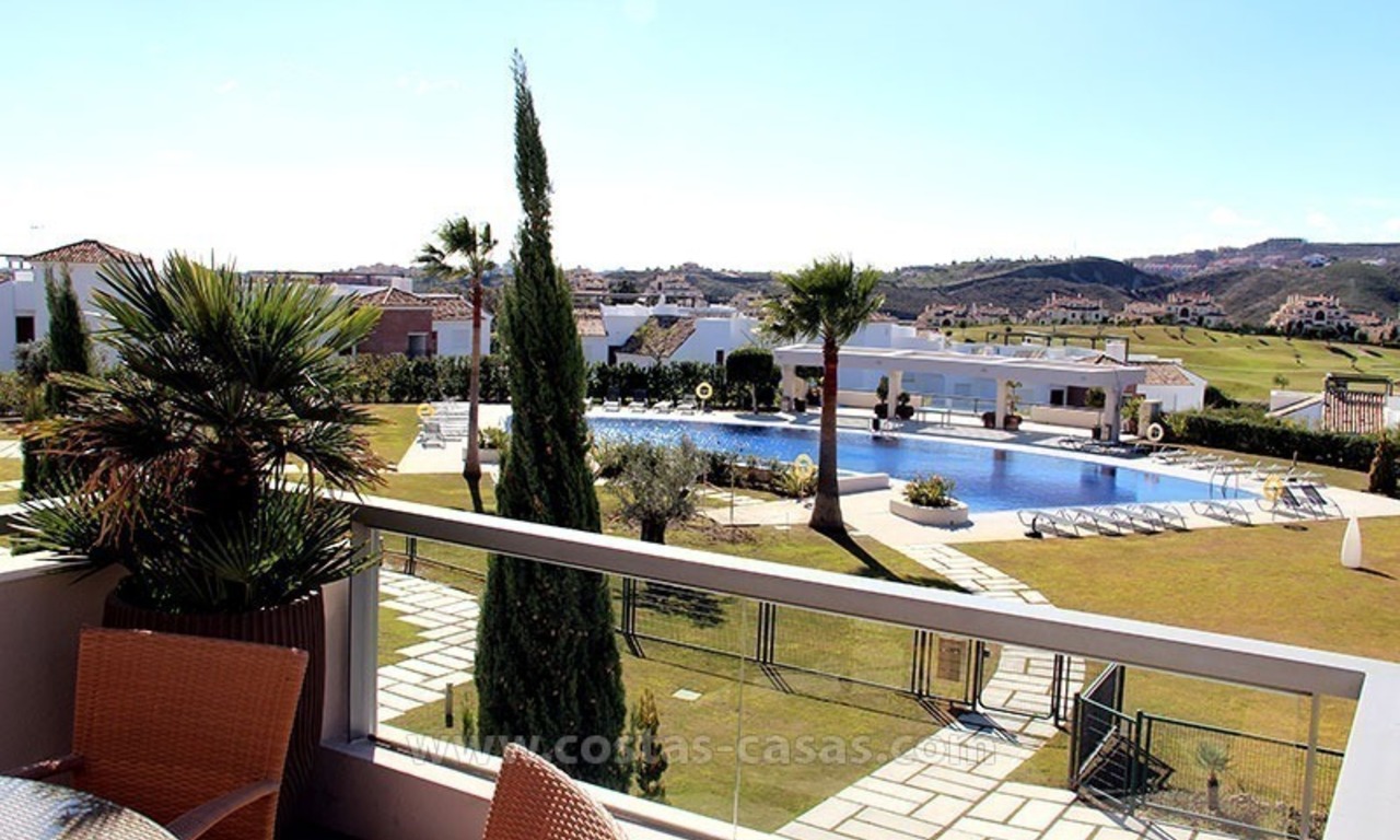 Te huur modern, luxe golf vakantie appartement, Marbella – Benahavis, Costa del Sol 4