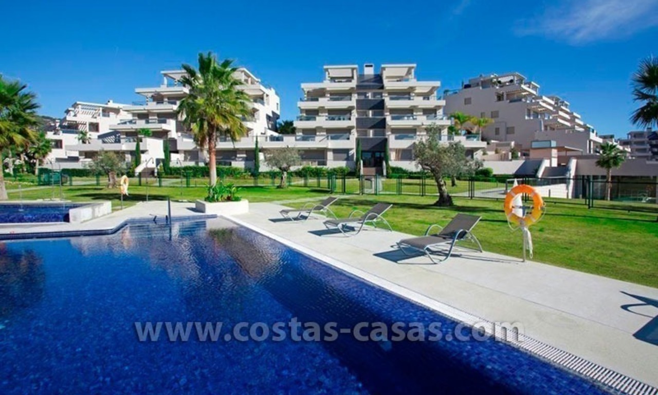 Te huur modern, luxe golf vakantie appartement, Marbella – Benahavis, Costa del Sol 22