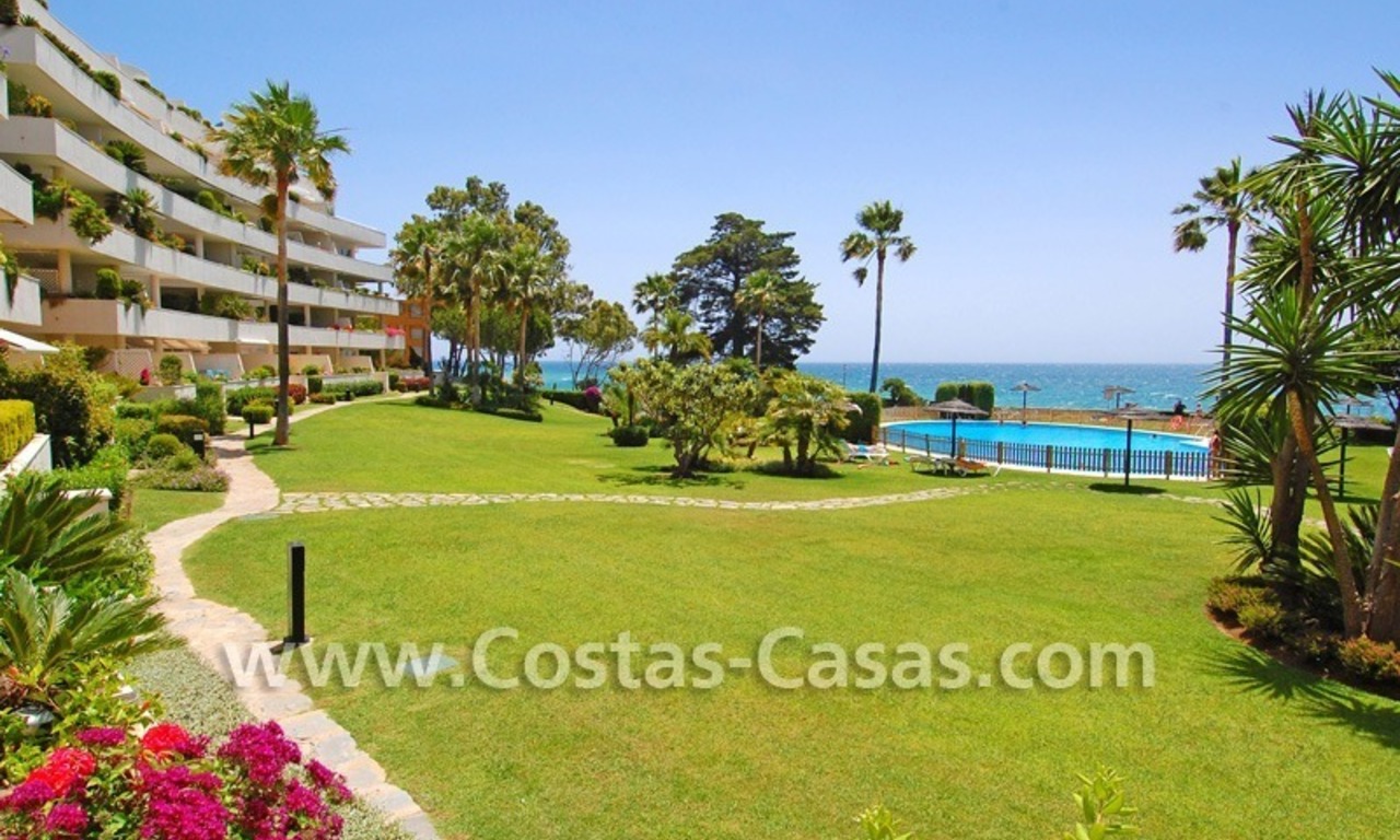 Strand appartement te koop aan de New Golden Mile tussen Marbella en Estepona 13
