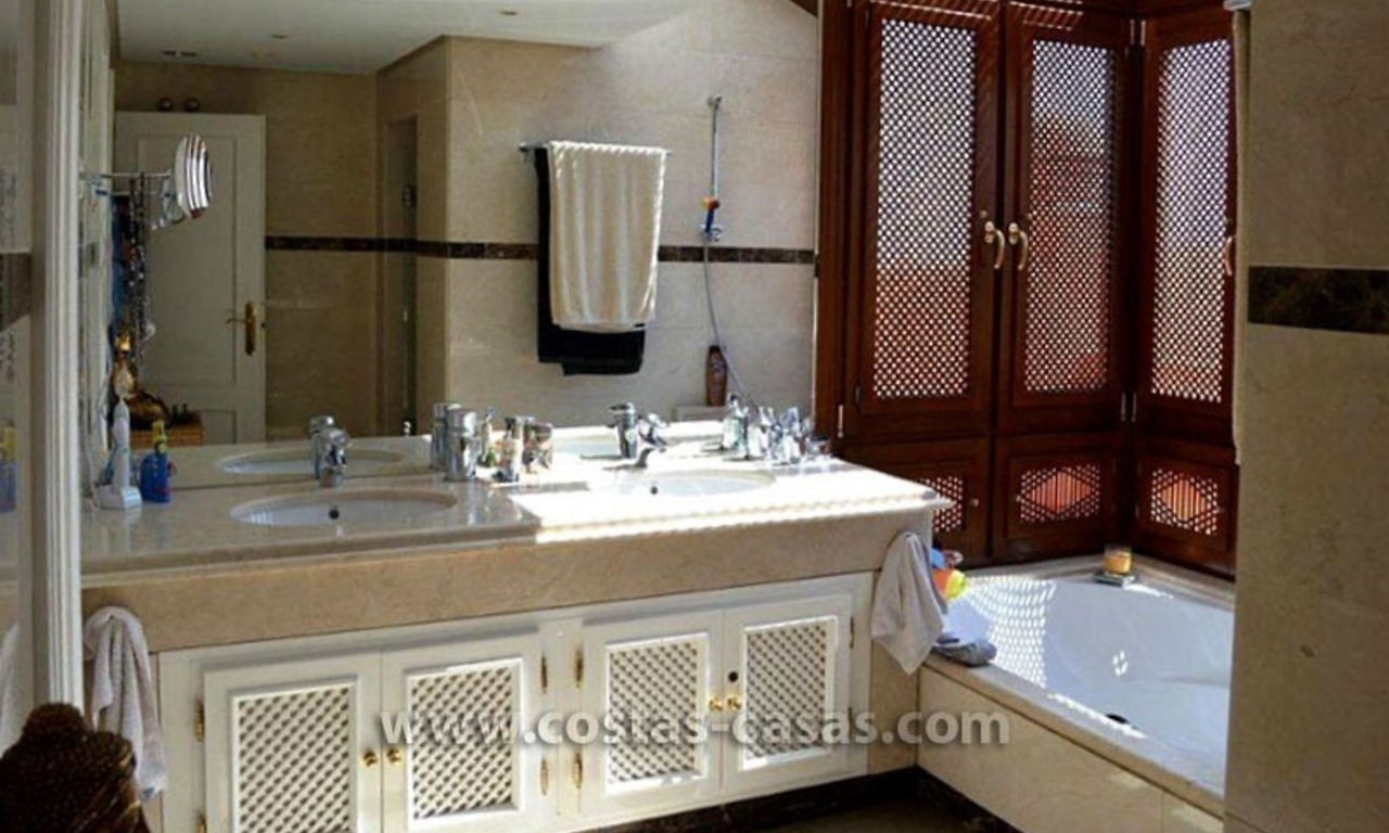 Te koop: Luxueus Penthouse nabij Puerto Banús – Marbella 18